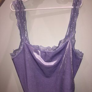FOREVER 21 velvet cropped tank with lace straps